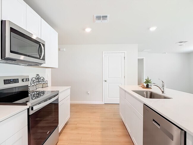 Building Photo - 14168 Hemingway Oaks Trl