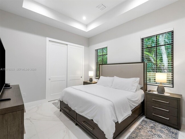 Building Photo - 1484 SW 32nd St