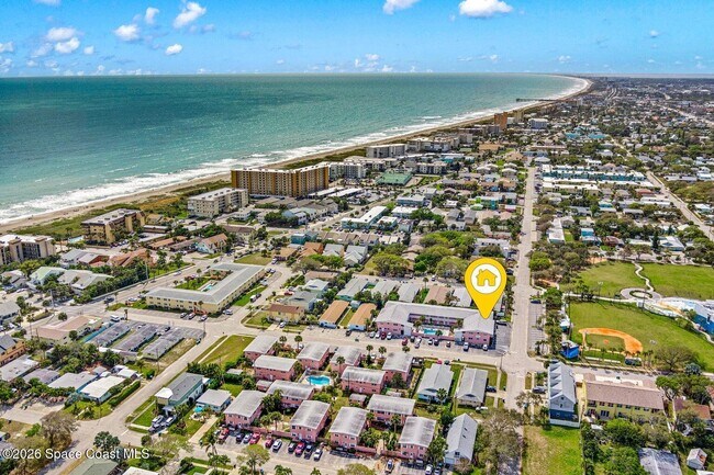 Building Photo - 401 Monroe Ave