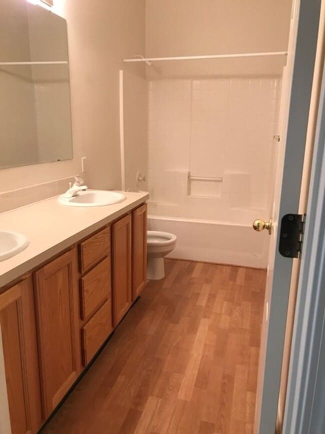 Building Photo - 602 Windemere Cir