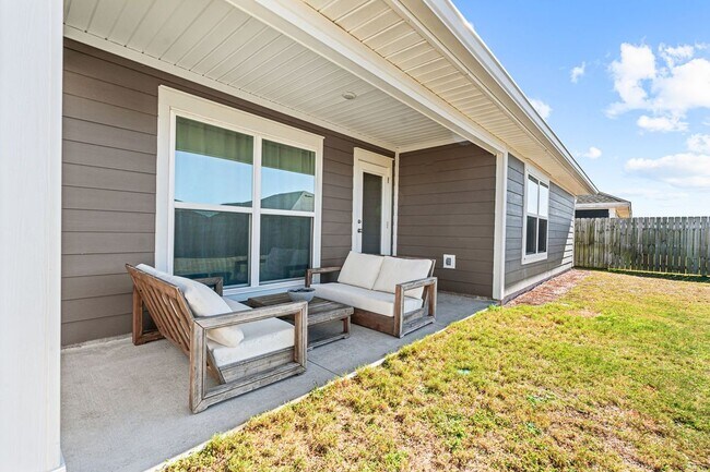 Building Photo - 283 Bayou Bend Ln