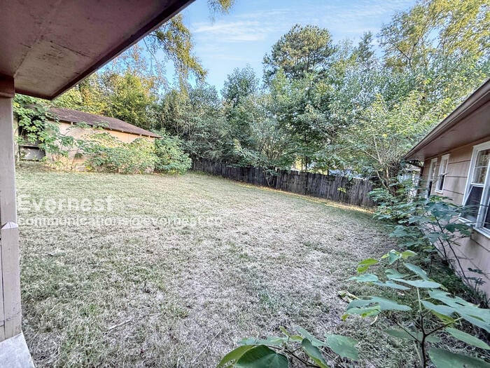 Building Photo - 1309 5th Pl NW