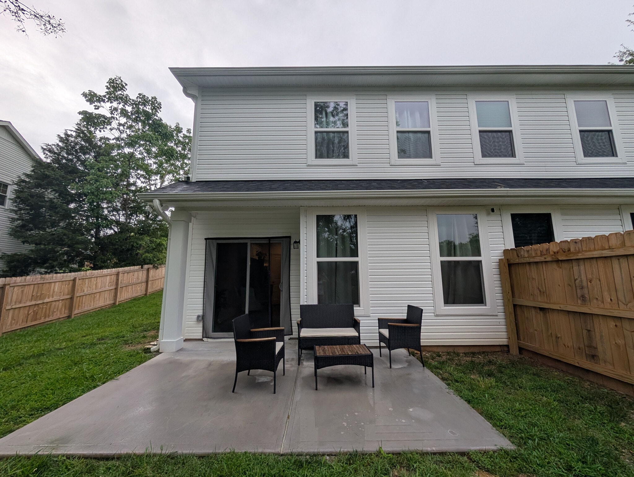 Building Photo - Room in Townhome on Sullins Rd