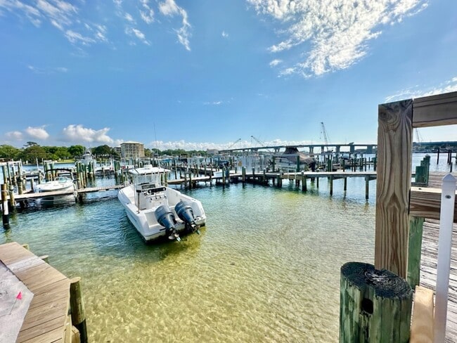 Primary Photo - 330 Bluefish Dr
