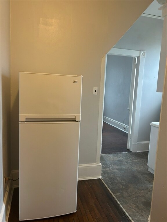 Building Photo - 542 County St