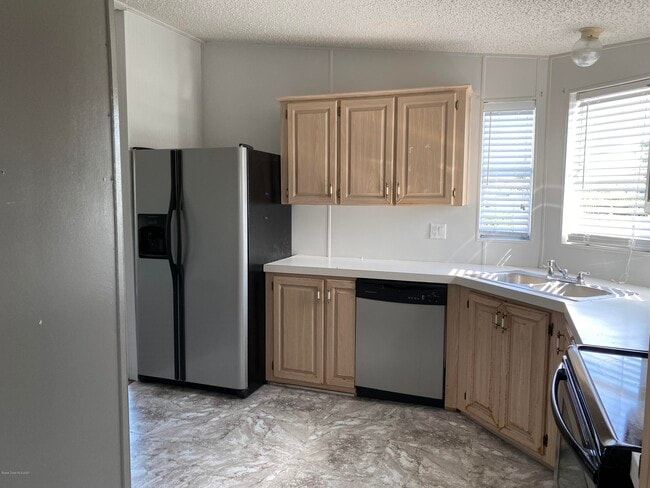 Building Photo - 1452 Turkey Creek Dr NE