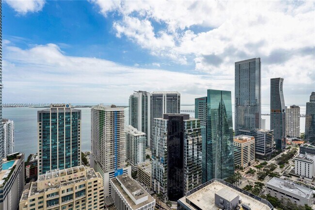 Building Photo - 1080 Brickell Ave