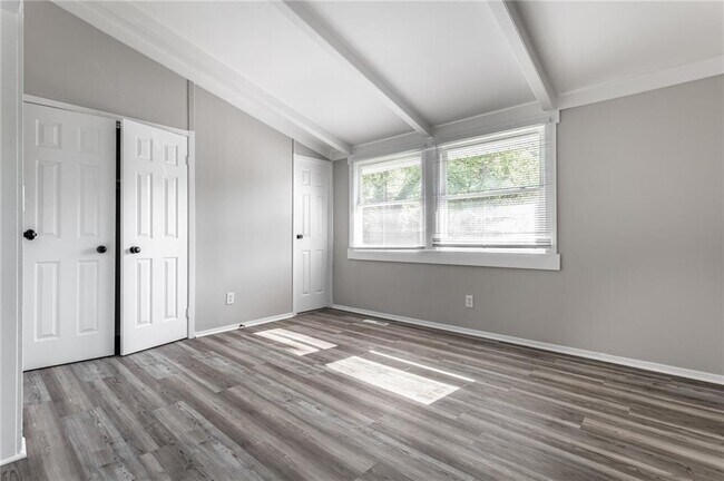 Building Photo - 2322 Silver Maple Ct