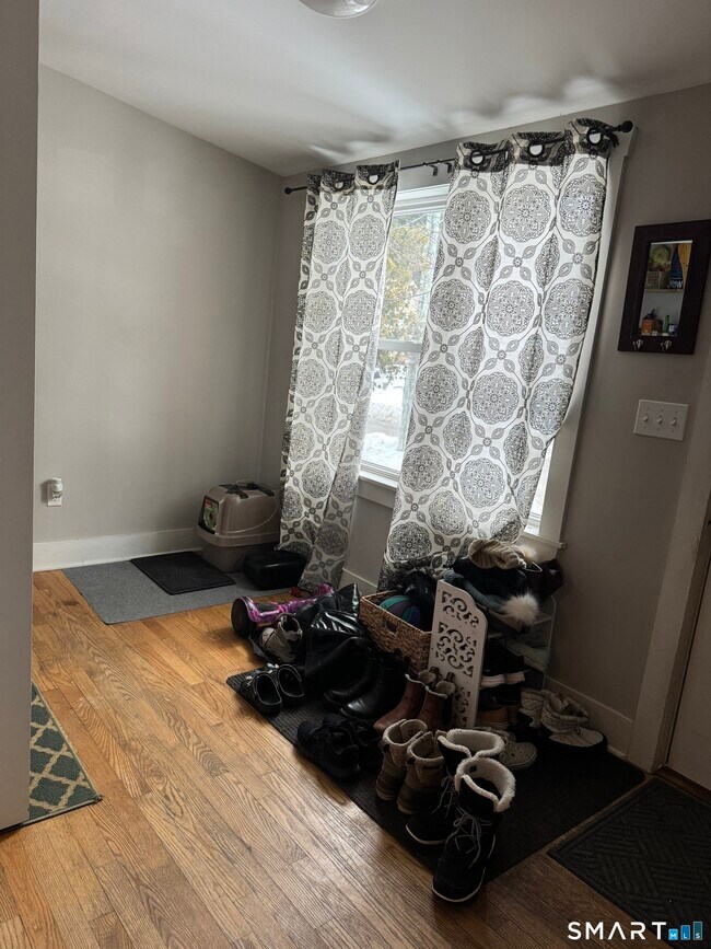 Building Photo - 91 Williams Ave