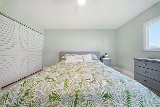 Building Photo - 4651 Lake Villa Dr