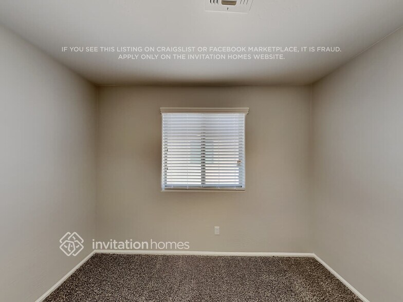 Building Photo - 40037 W Sanders Way