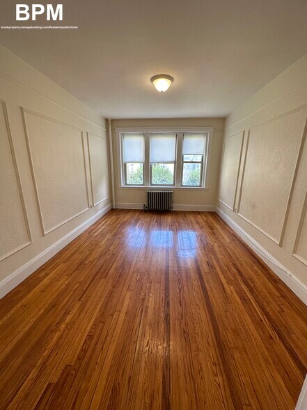 Primary Photo - 24 Colborne Rd