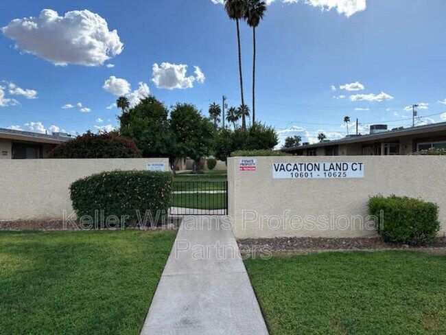 Building Photo - 10621 W Coggins Dr