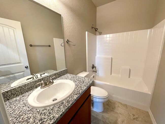 Building Photo - 2022 Construction 3 Bedroom Home in Southe...