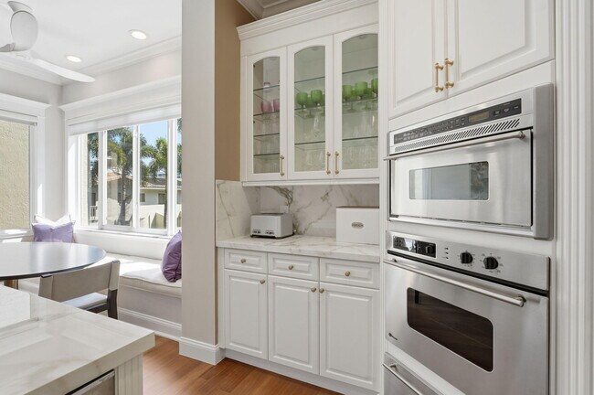 Building Photo - 921 Osceola Dr