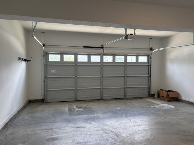 Building Photo - 5277 Copse Dr