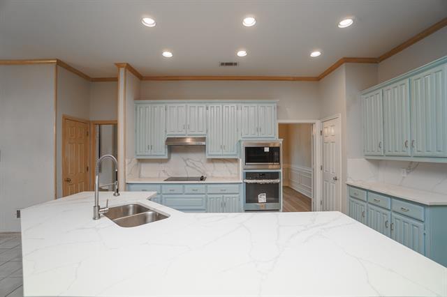 Building Photo - 3601 Dartmouth Cir