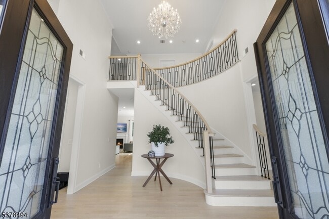 Building Photo - 20 Woodfern Rd
