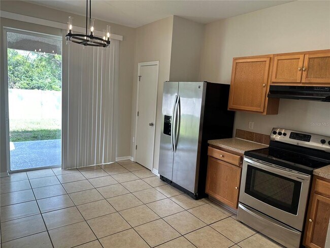 Building Photo - 11253 Running Pine Dr