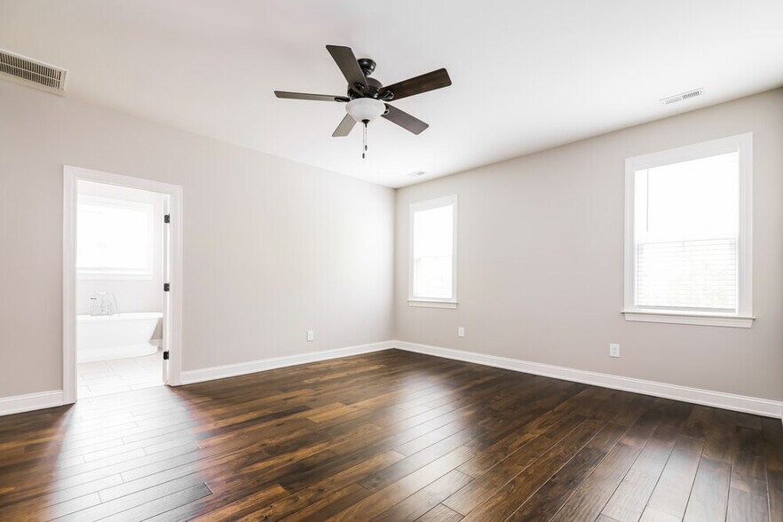 Building Photo - 313 Ashley Woods Ct
