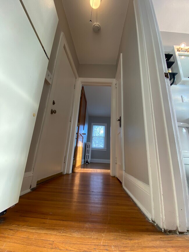 Building Photo - 4247 Cedar Ave S