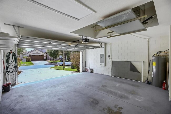 Building Photo - 2709 Lucas Lakes Ln