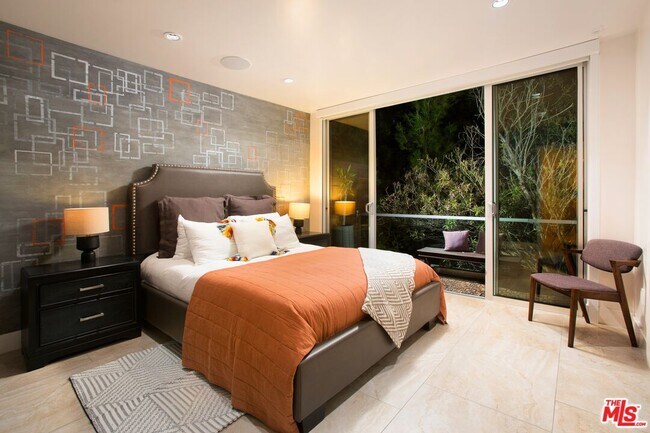 Building Photo - 2766 Ellison Dr