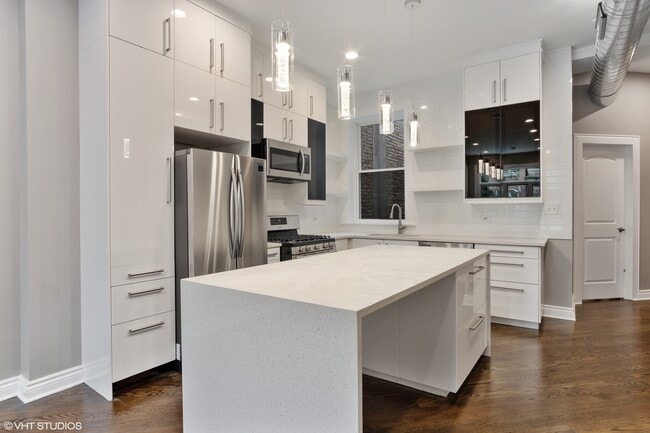 Building Photo - 608 W Arlington Pl
