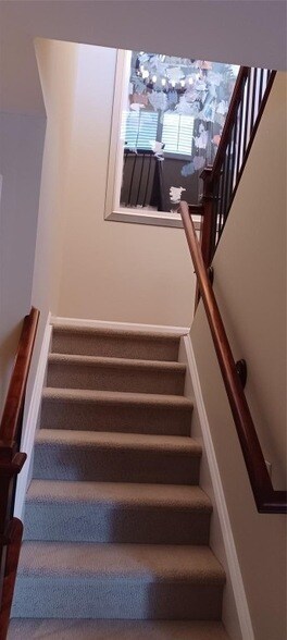 Building Photo - 6688 Via Regina