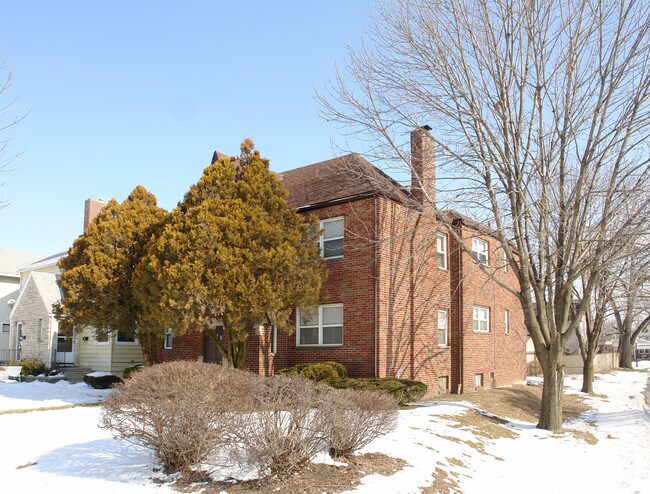 Primary Photo - 94 N Westmoor Ave