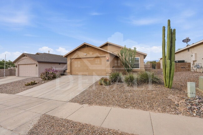 Building Photo - 9699 E Vendela St