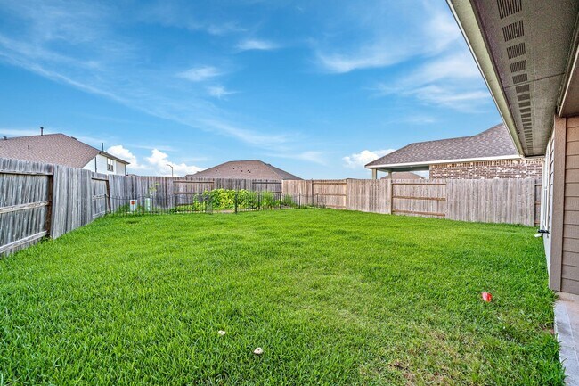 Building Photo - 2533 Allegretto Sea Dr