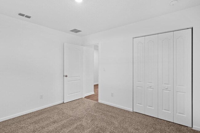 Building Photo - Almost New Home