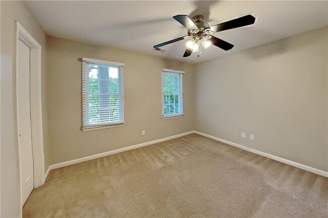 Building Photo - 2052 Sumter Ct