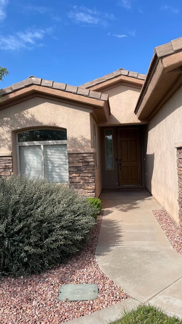 Building Photo - Beautiful 3 Bedroom Home in Coral Canyon!