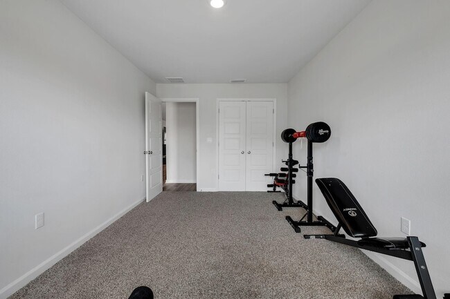 Building Photo - 42 E Pecan St