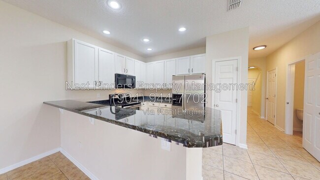 Building Photo - 13321 Ocean Mist Dr