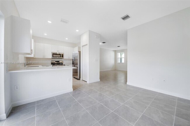 Building Photo - 28871 SW 162nd Ct