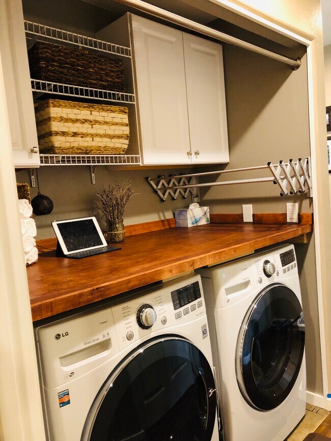Laundry Room - 16255 SW Audubon St
