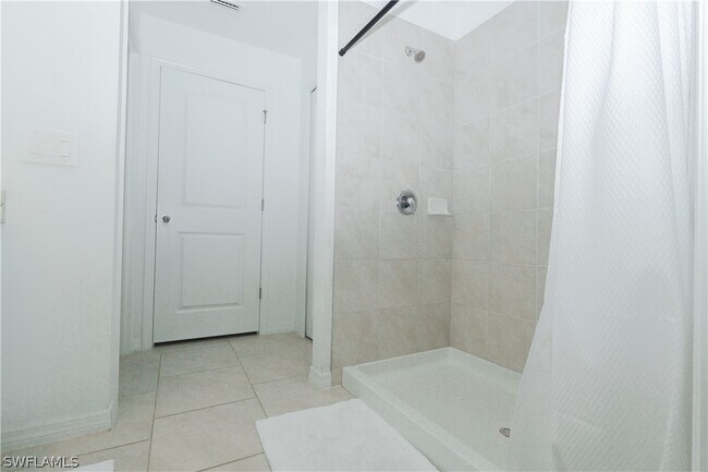 Building Photo - 20080 Caroline Crk Pl