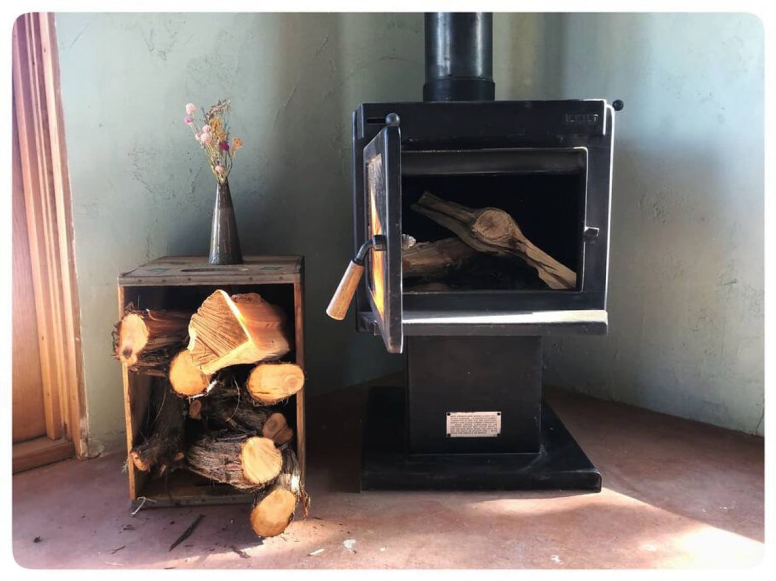 Building Photo - 750 Chicoma Vista