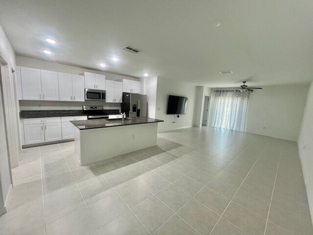 Building Photo - 9906 Spanish Lime Ct