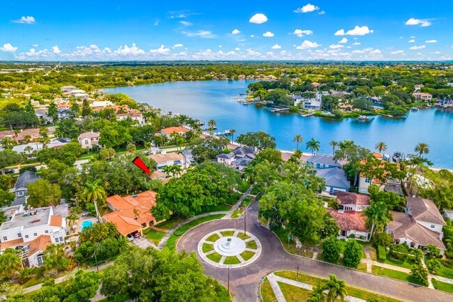 Building Photo - Historic Granada Terrace Home in St. Pete!!
