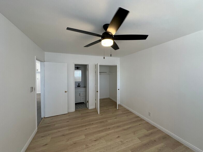 Building Photo - 1001 N Gay St