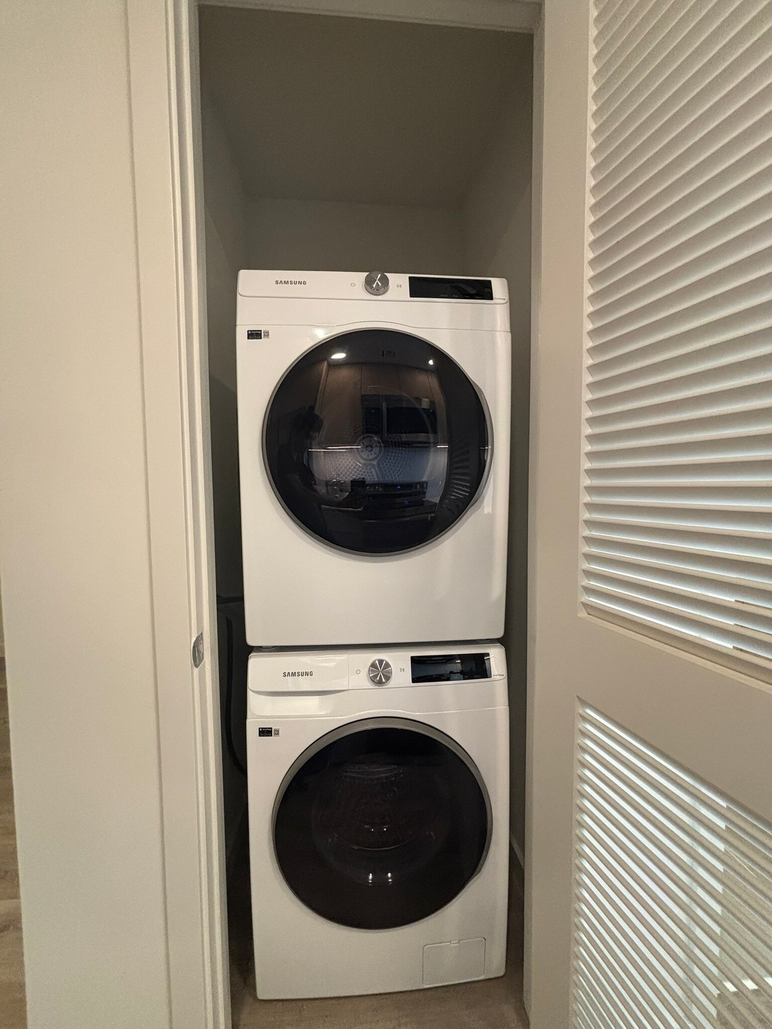 Building Photo - 102 NW 30th St