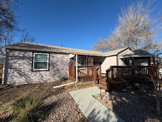 Building Photo - 4925 Clay St