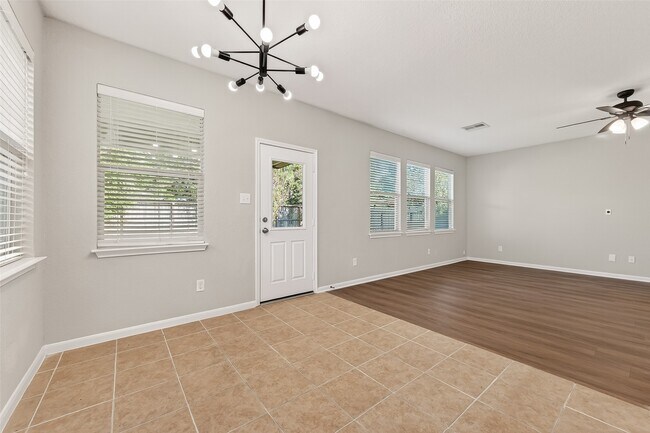 Building Photo - 14722 Palladio Dr