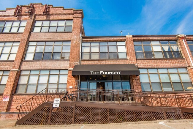 Building Photo - 300 Communipaw Ave