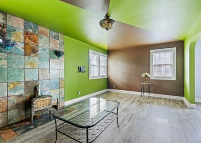 Building Photo - 4224 Chester Dr
