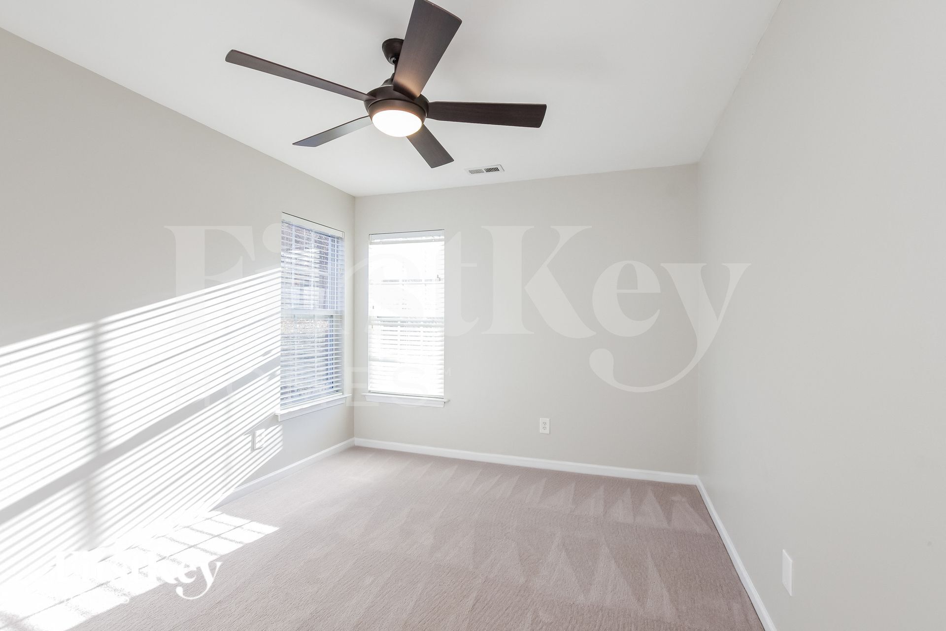 Building Photo - 13811 Hatton Cross Dr